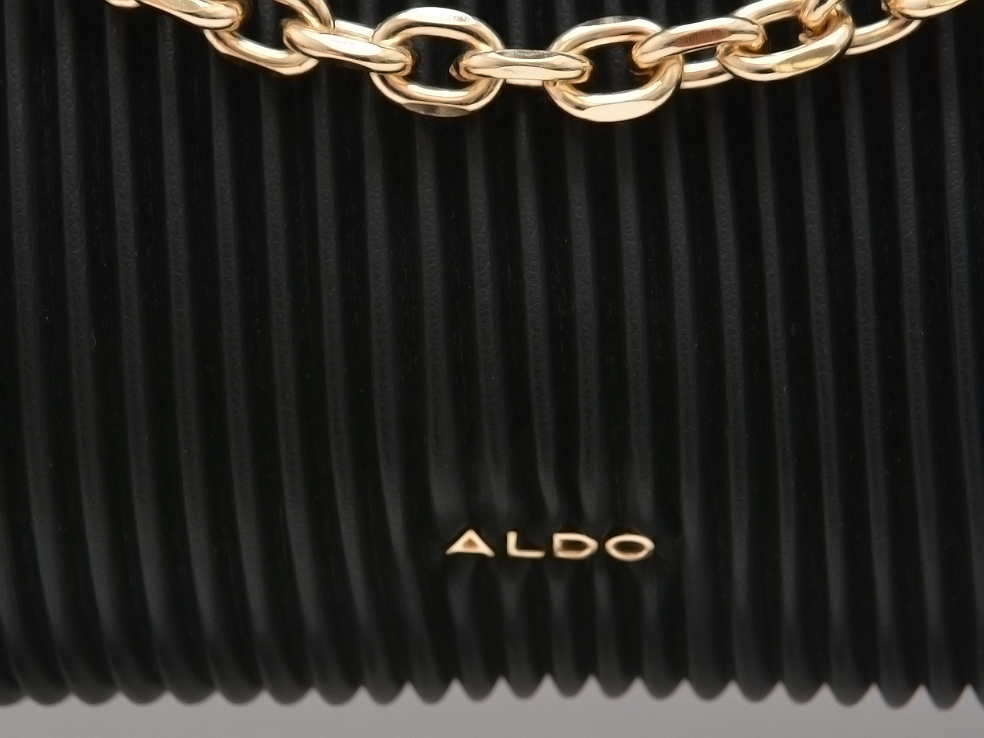 Geanta ALDO neagra, ROMYE 006, din piele ecologica