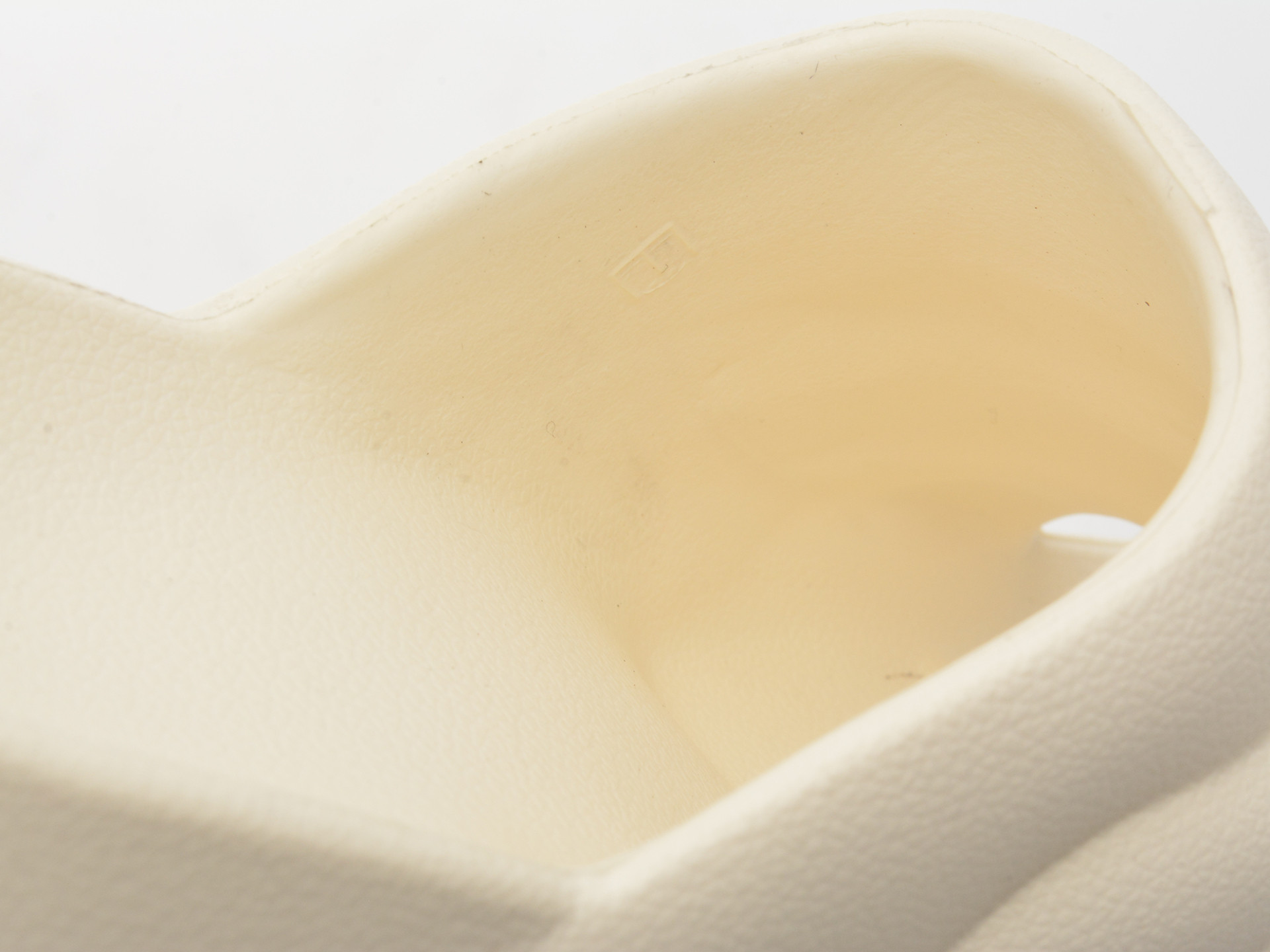 Papuci GRYXX albi, E246, din pvc