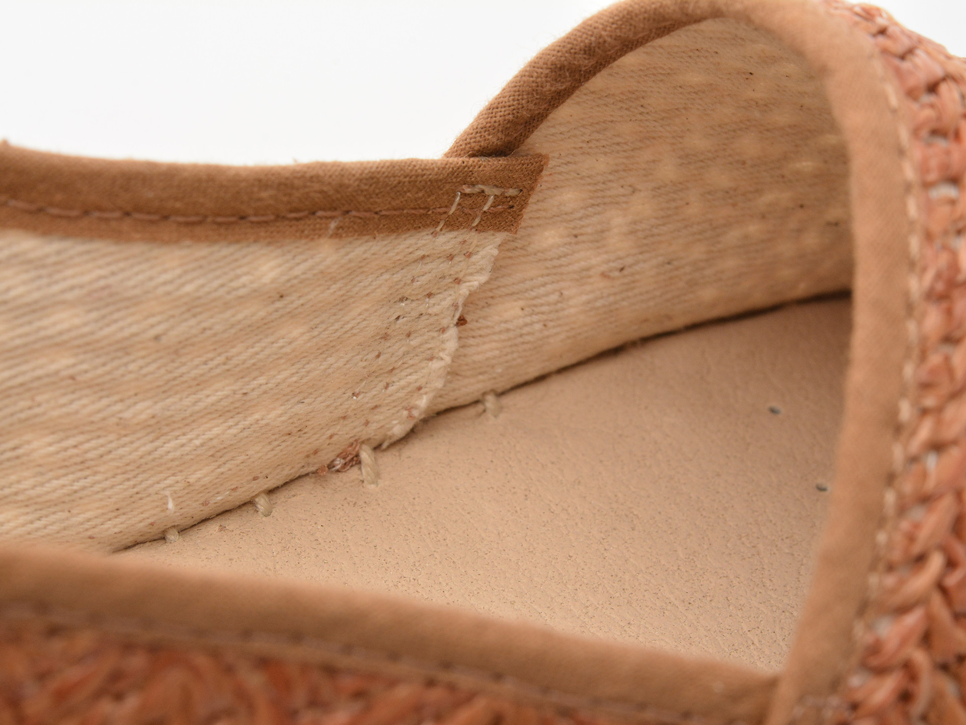 Pantofi GEOX maro, D46V0A, din material textil