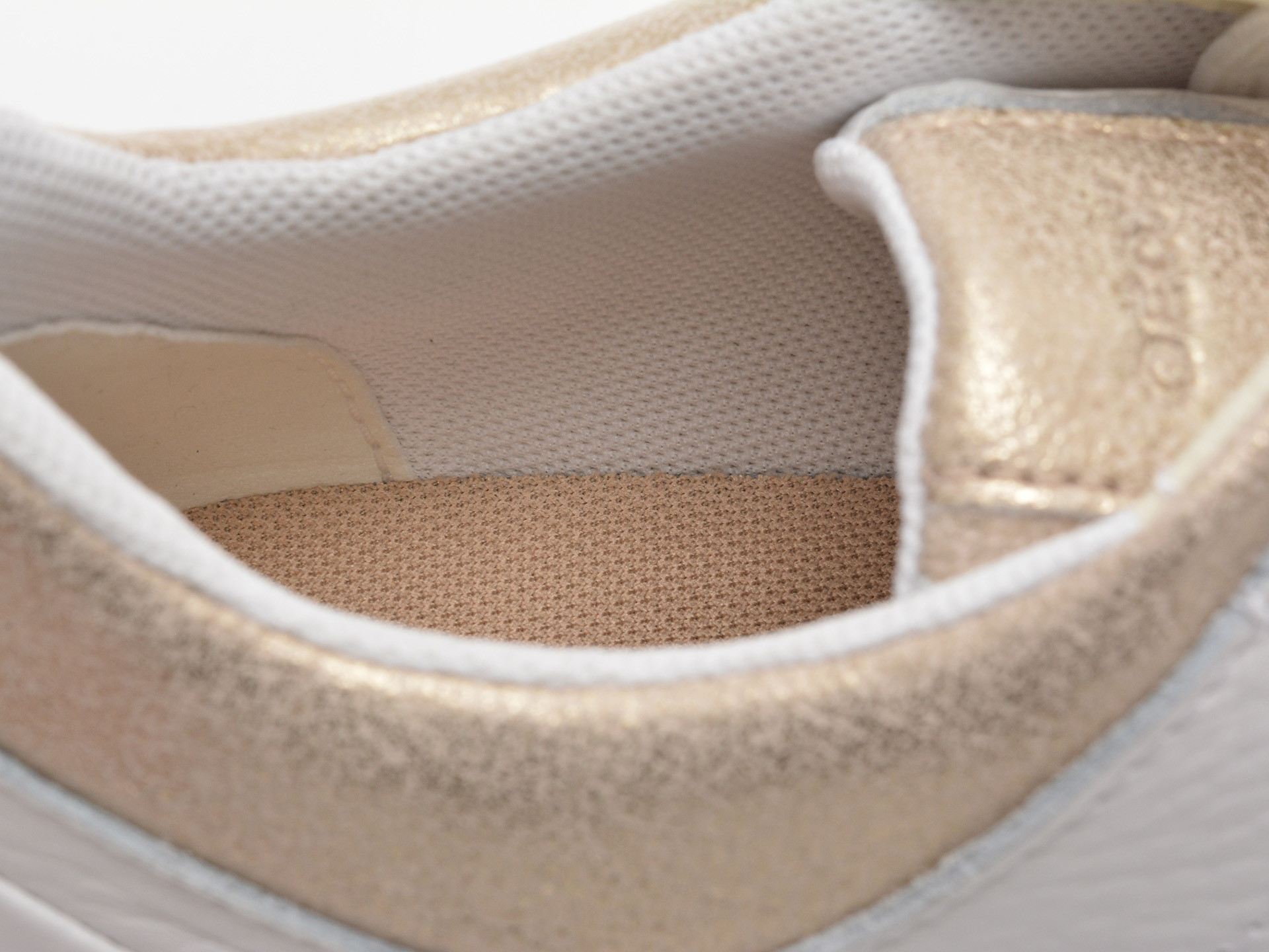 Pantofi sport GEOX albi, D36QFA, din piele naturala