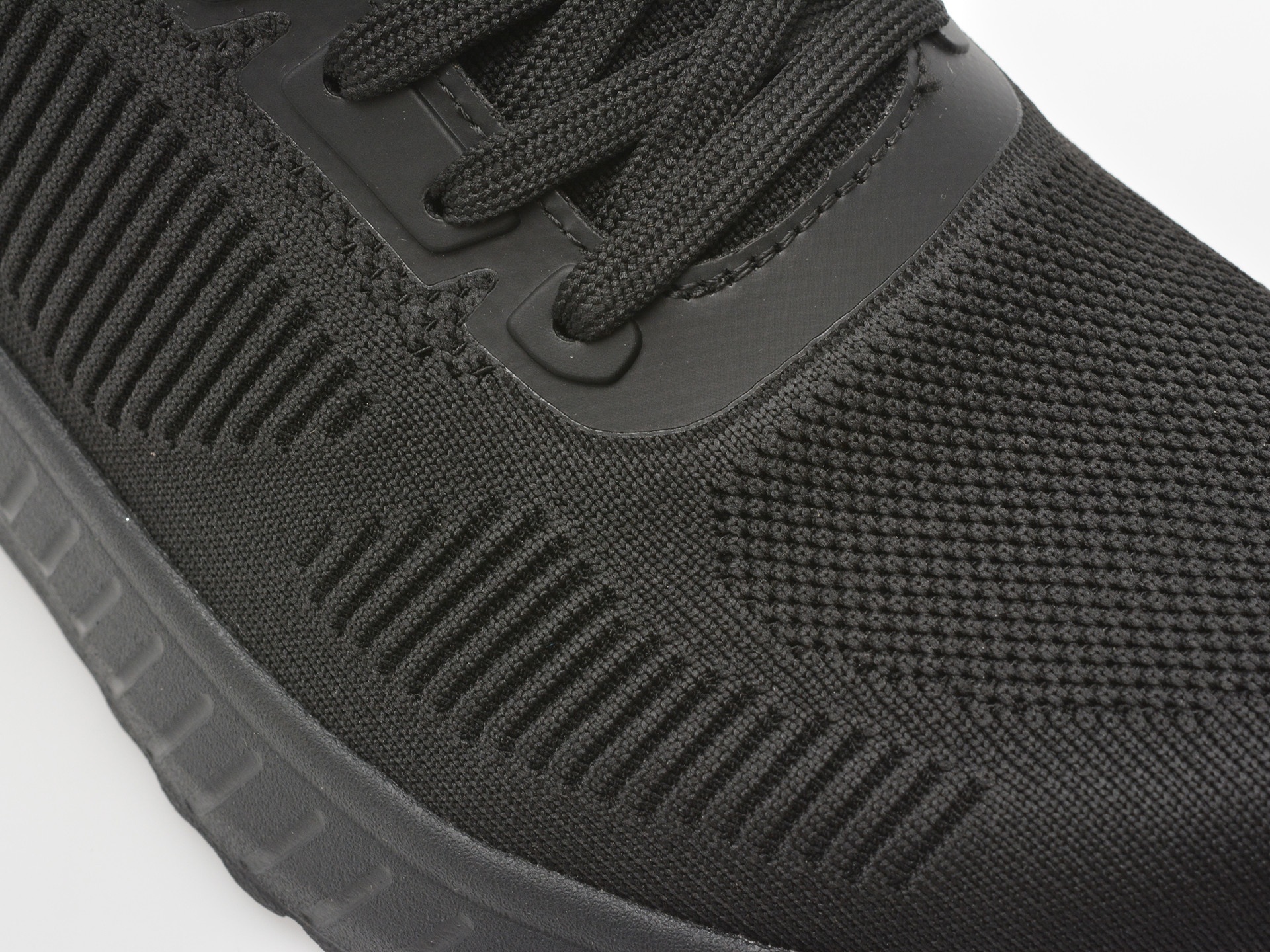 Pantofi sport SKECHERS negri, BOBS SQUAD CHAOS, din material textil