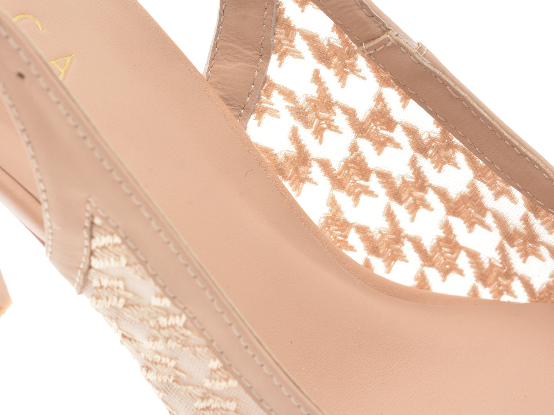Pantofi eleganti EPICA nude, D221, din material textil
