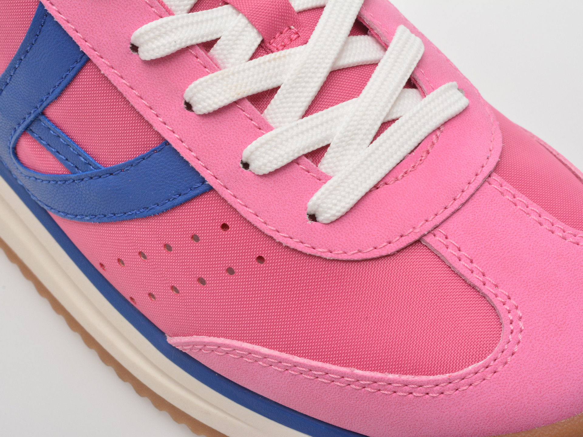 Pantofi sport ALDO roz, STEPCOUNT 693, din material textil