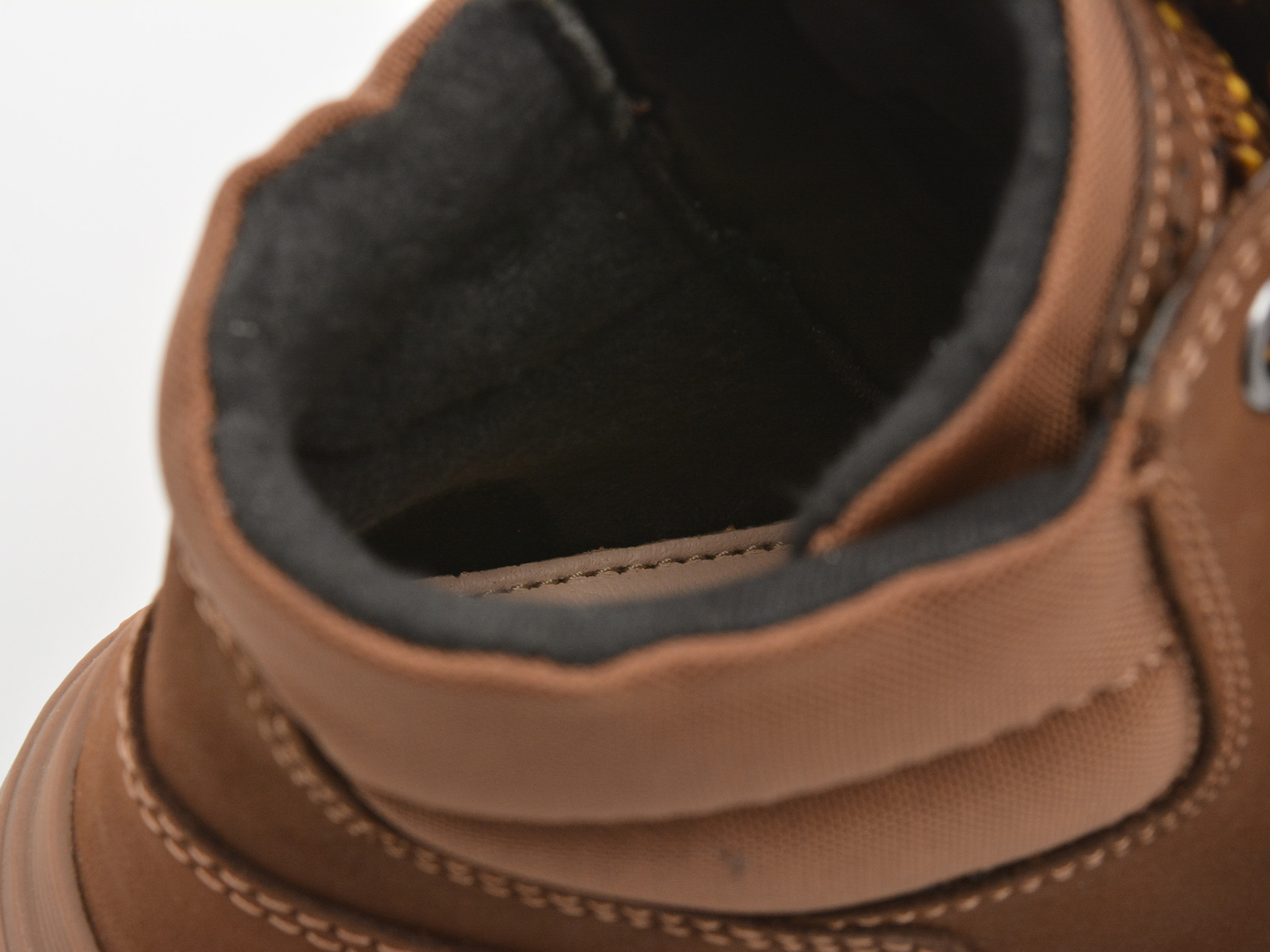 Ghete GEOX maro, J46M9A, din piele naturala