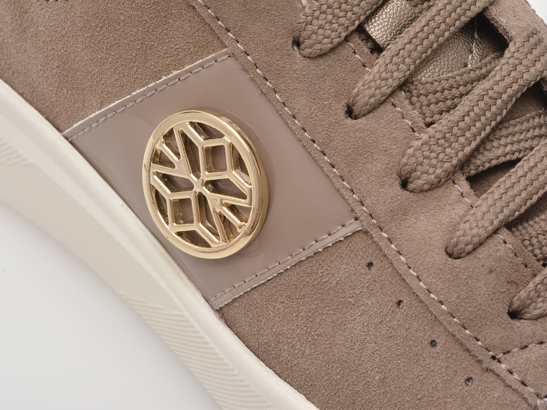 Pantofi sport GEOX gri, D55QFA, din piele intoarsa