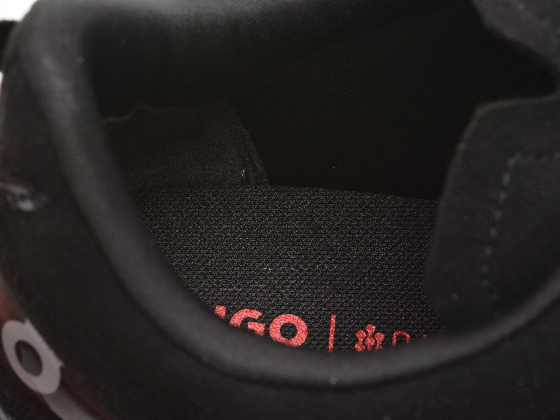 Pantofi sport HUGO negri, 8504, din material textil