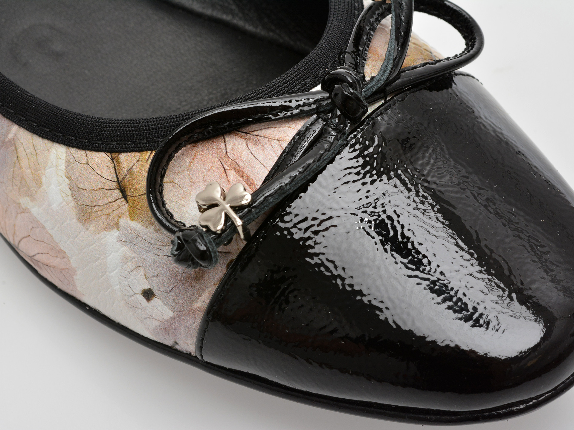 Balerini EPICA albi, 2956, din piele naturala