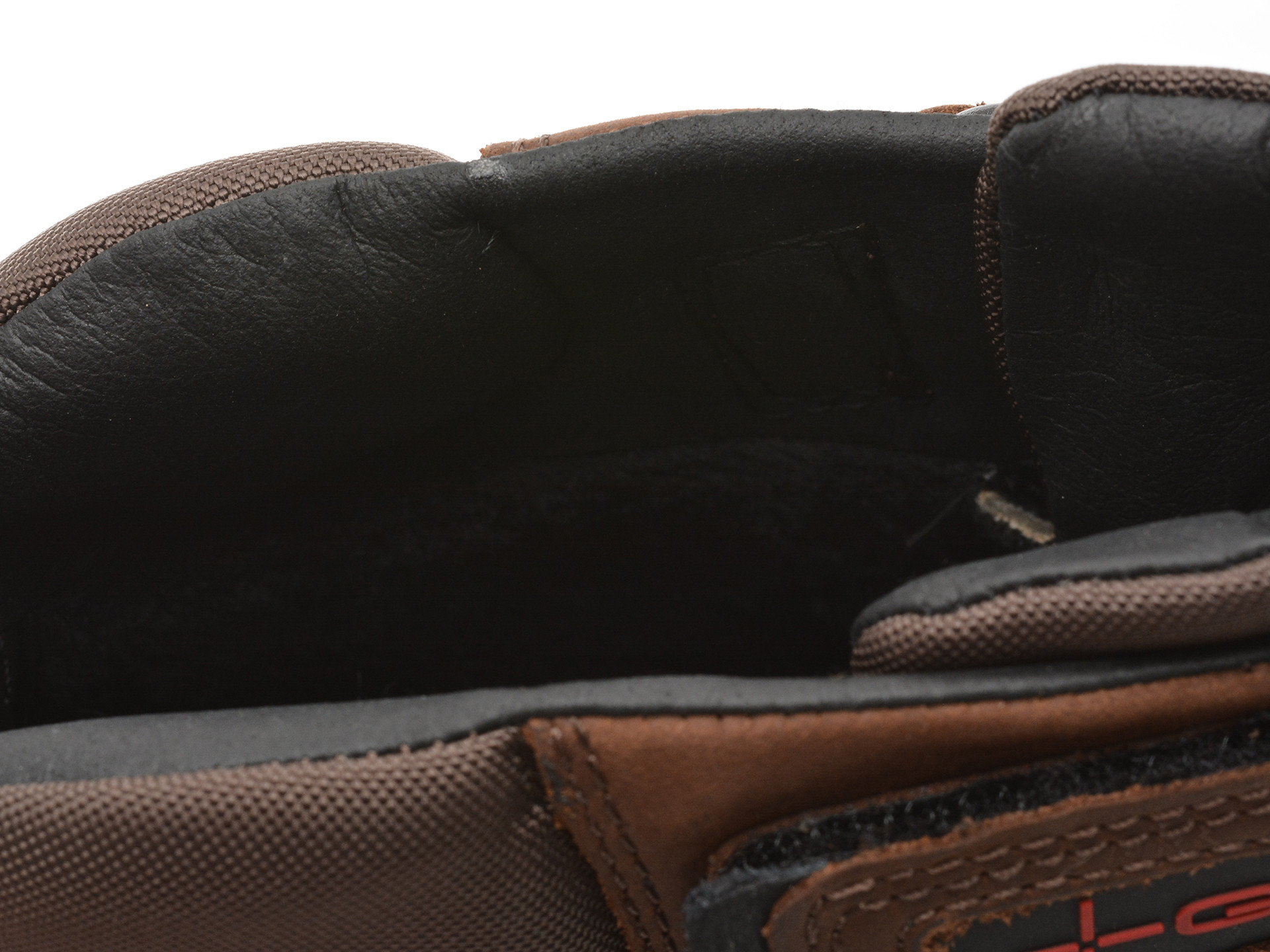 Ghete GEOX maro, U56FZC, din piele naturala