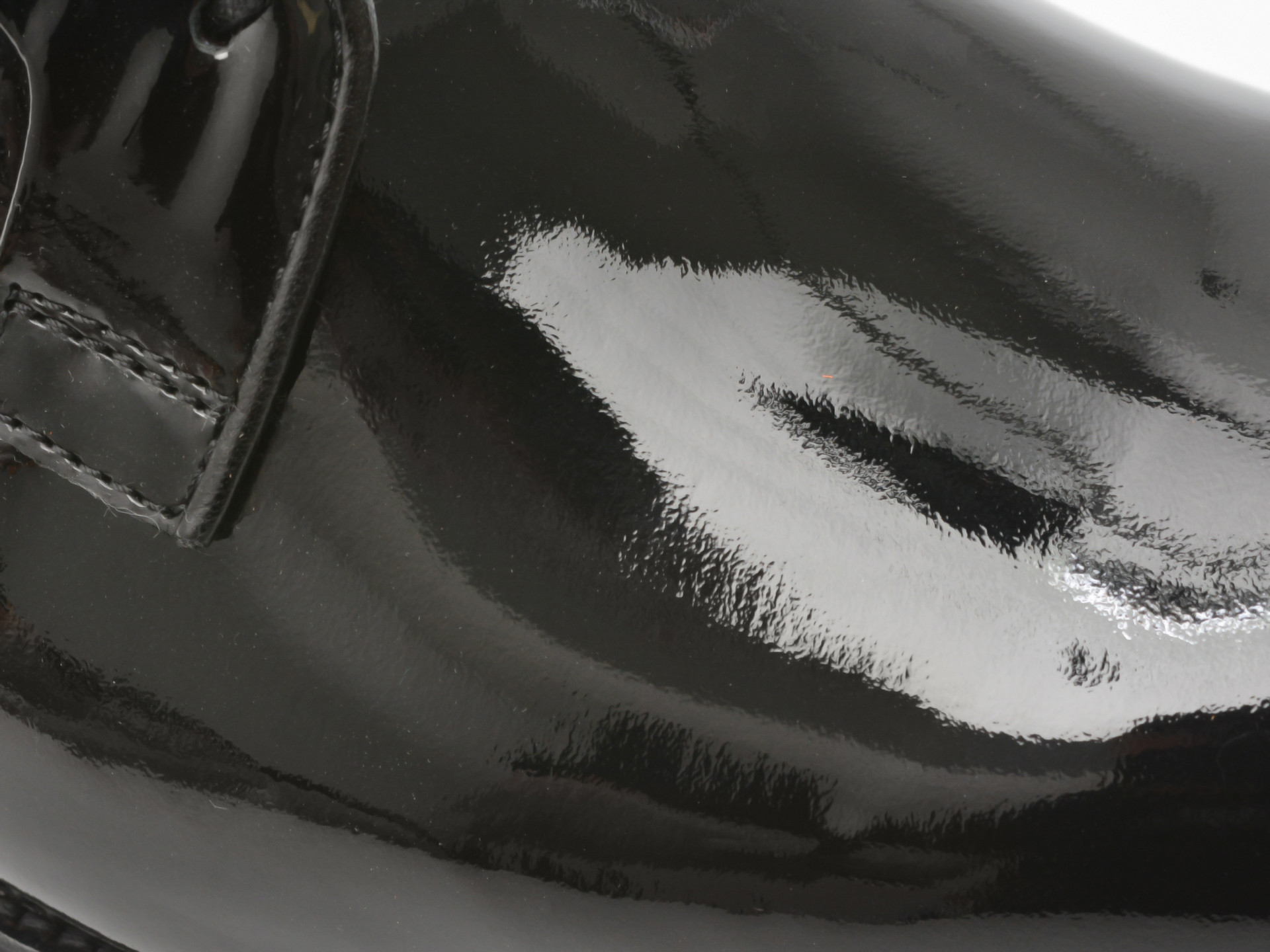 Pantofi eleganti LE COLONEL negri, 49829, din piele naturala lacuita