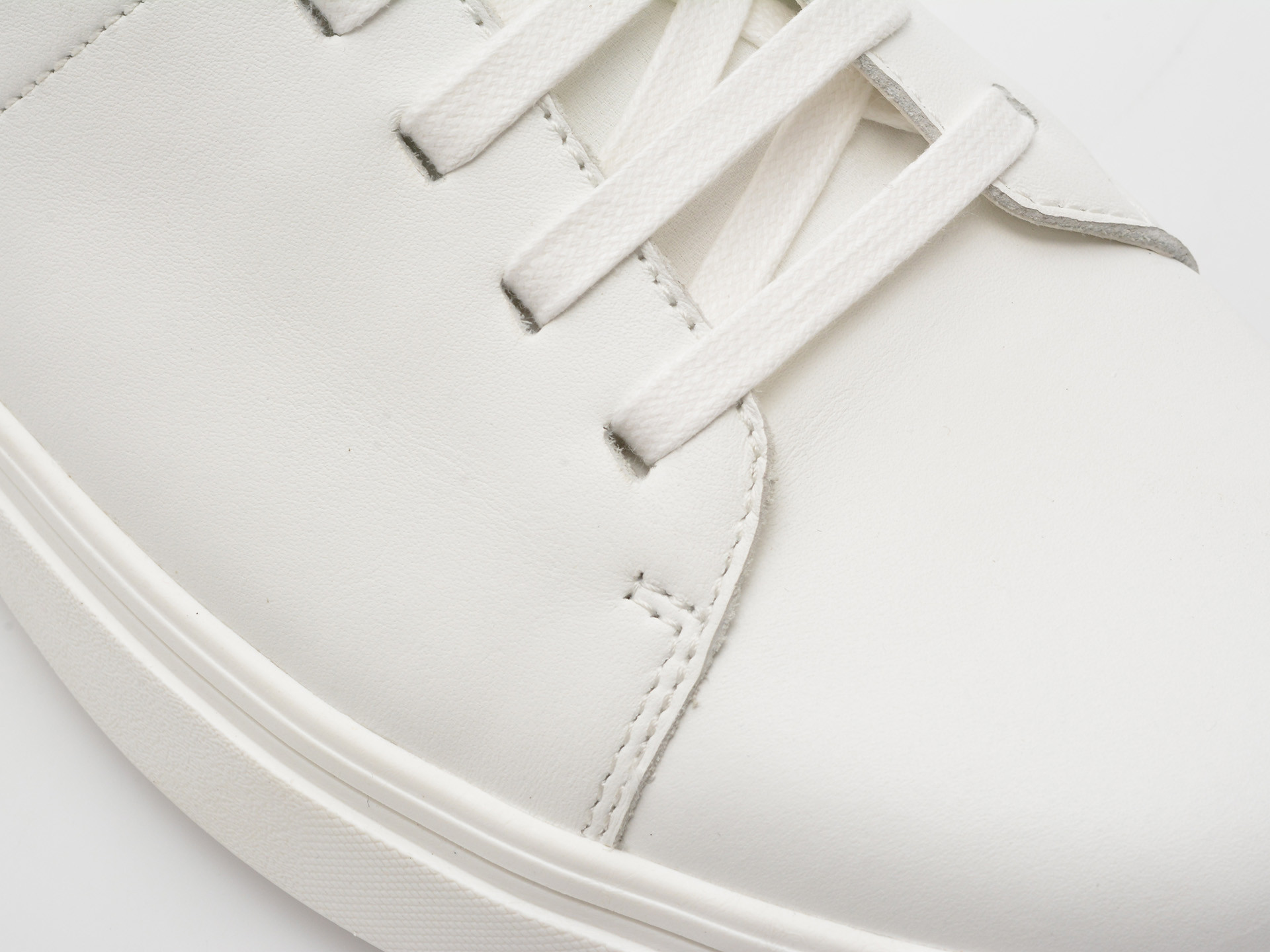 Pantofi sport GEOX albi, U55LDC, din piele naturala