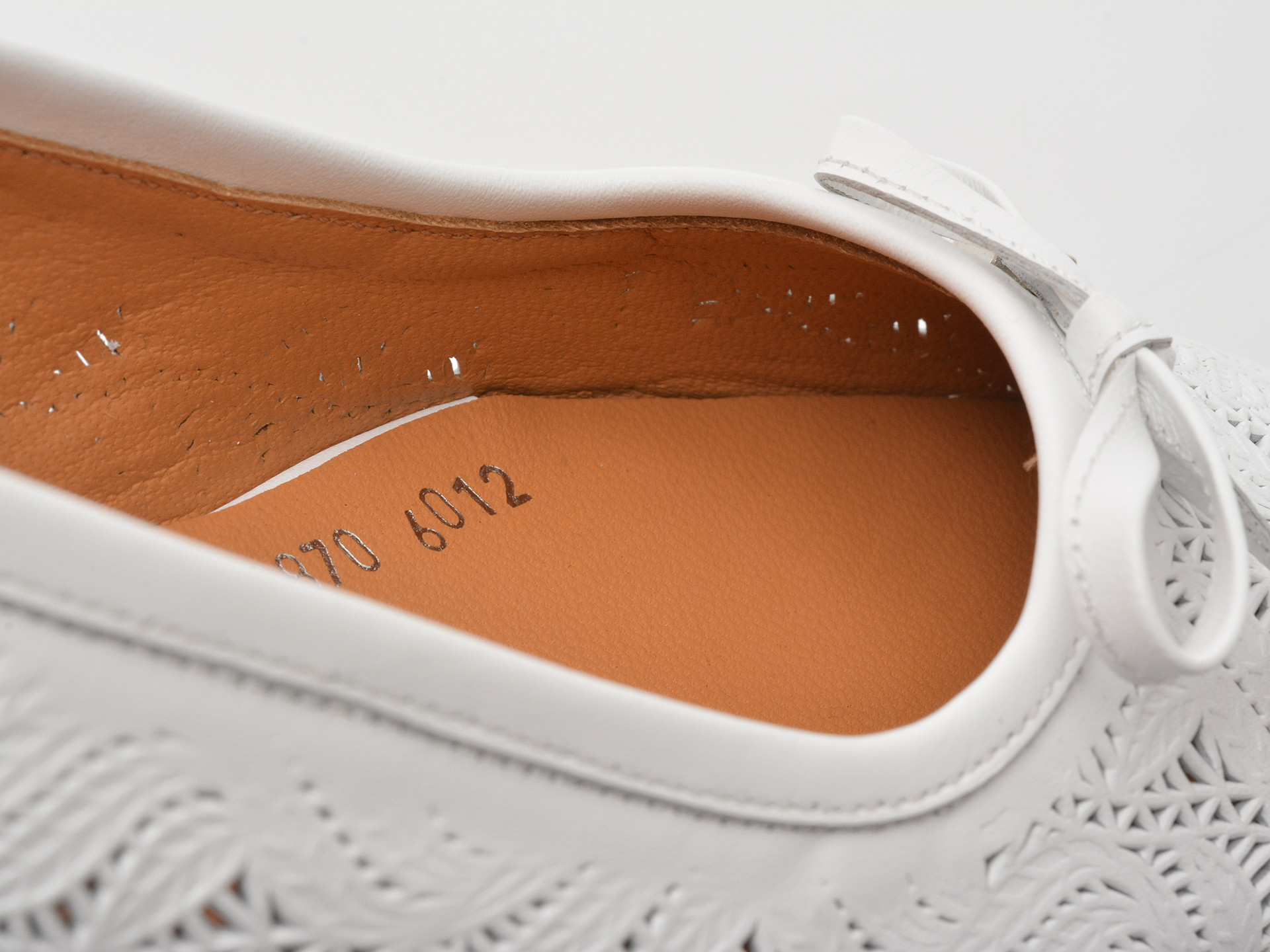 Balerini IMAGE albi, 2842870, din piele naturala