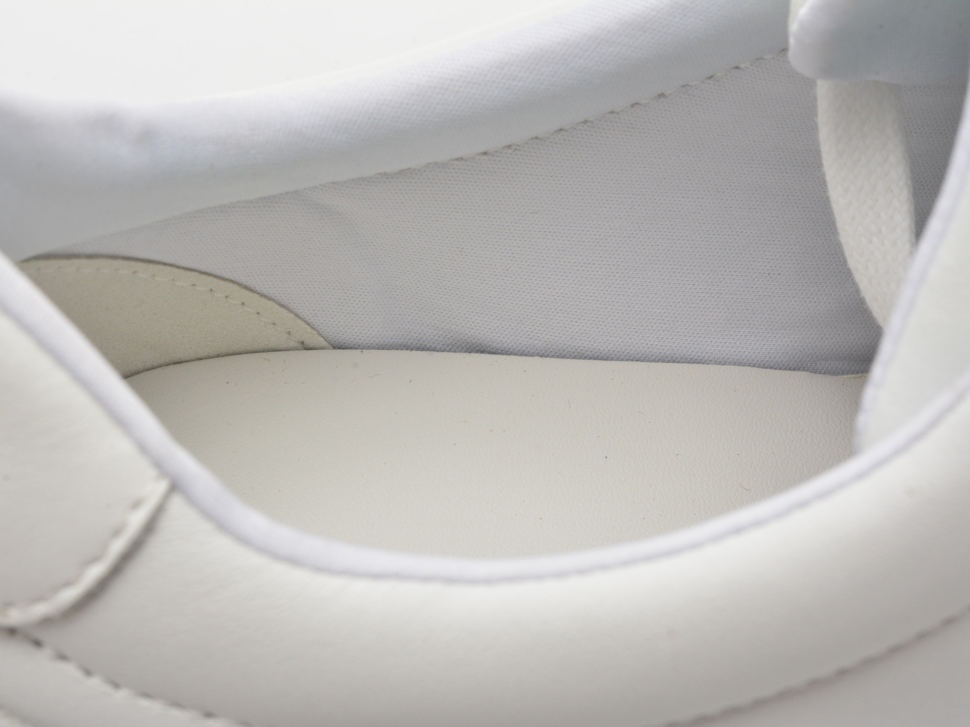 Pantofi sport GEOX albi, U55LDC, din piele naturala