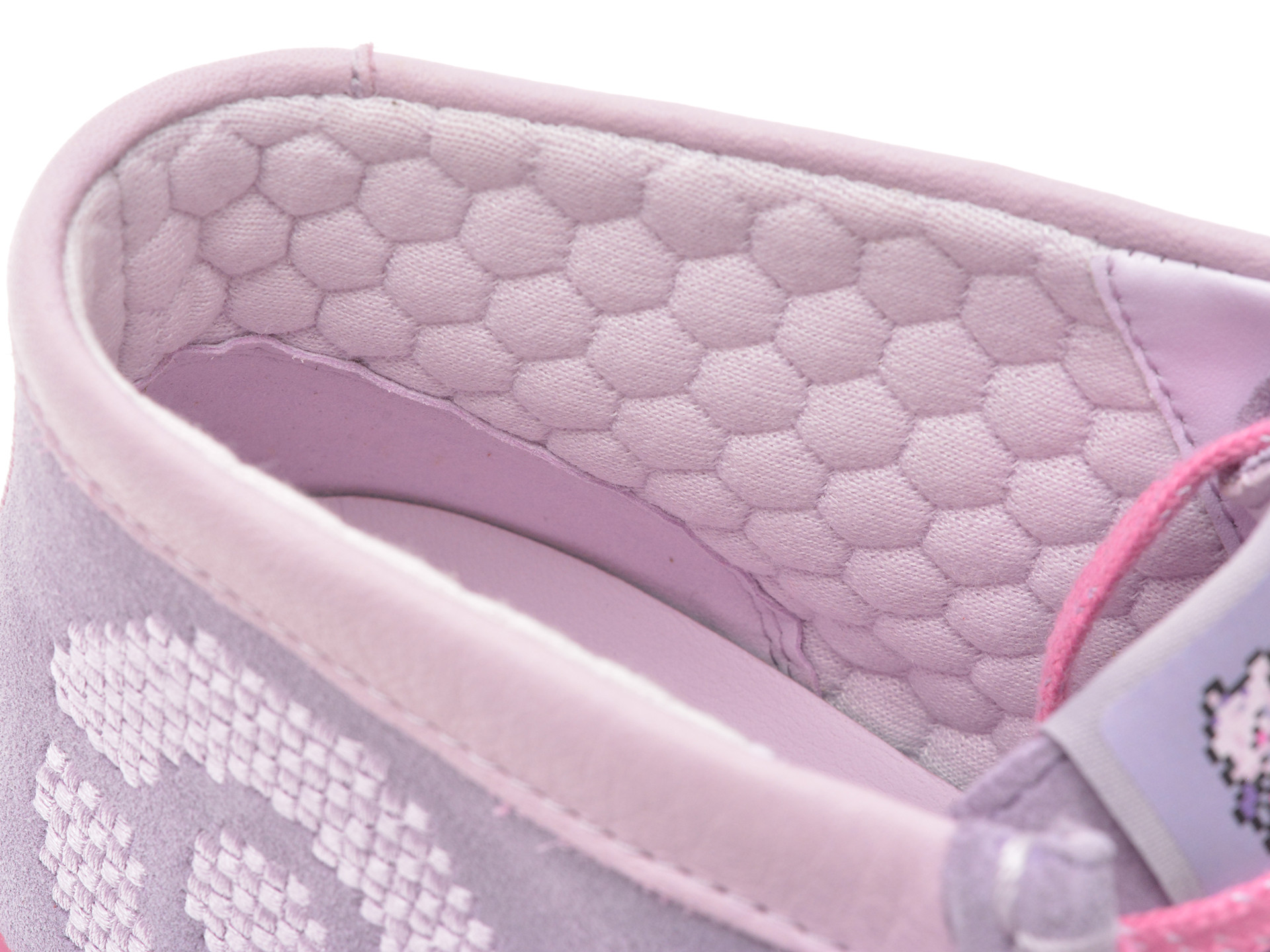 Ghete CLARKS roz, TORHILL EXPLORE, din piele intoarsa