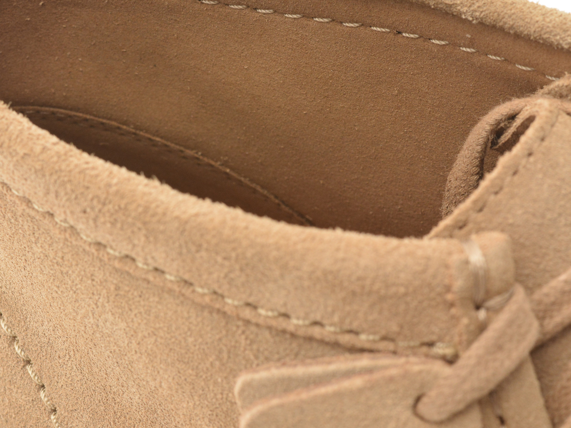 Ghete CLARKS gri, WALLABEE EVO BT, din piele intoarsa