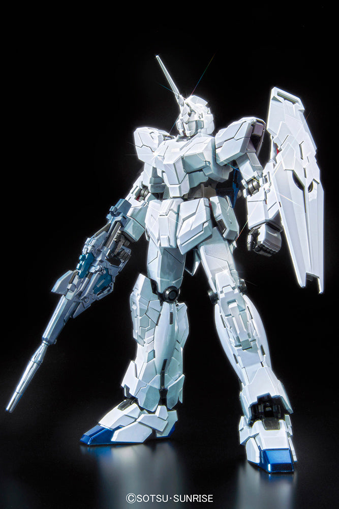 MG Gundam Unicorn Red/Grn F Titan 1/100
