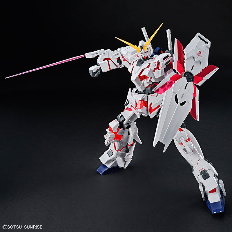MEGA SIZE GUNDAM UNICORN DESTROY (1/48)