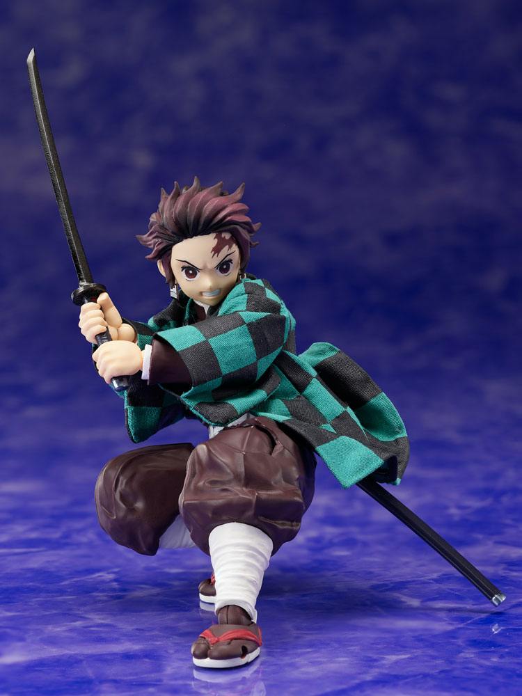 Demon Slayer: Kimetsu no Yaiba Action Figure 1/12 Tanjiro Kamado 14 cm