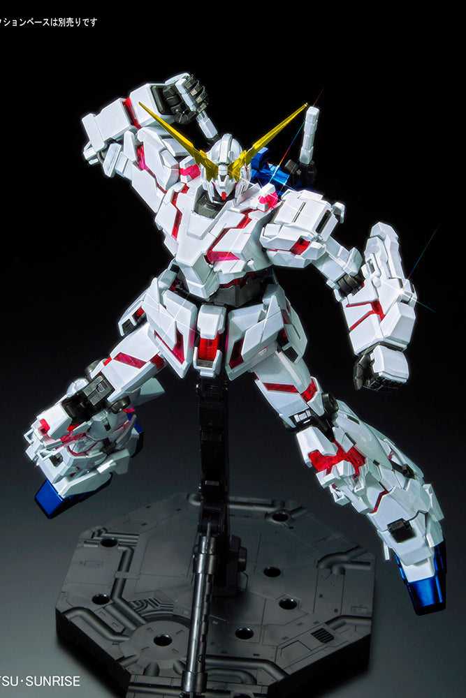 MG Gundam Unicorn Red/Grn F Titan 1/100