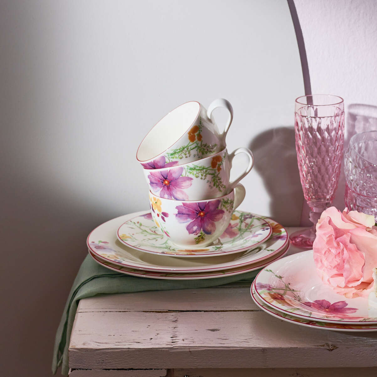 Mariefleur Milchkaffee-Untertasse / 1 Stück