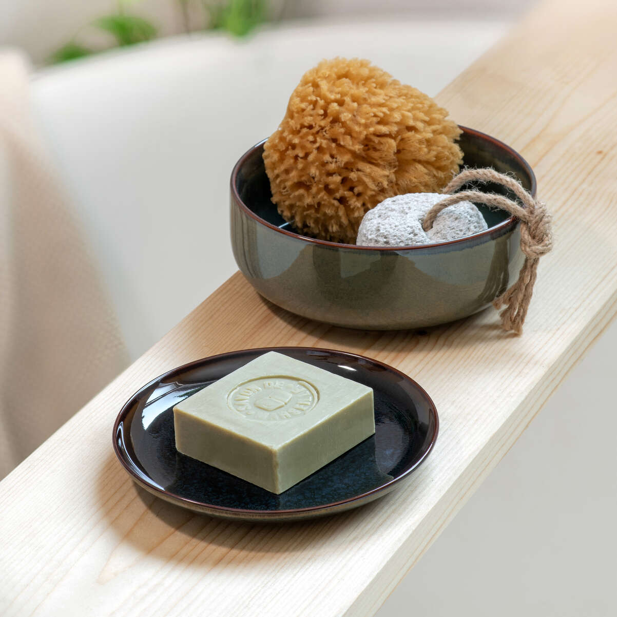 Crafted Kaffee-Untertasse / 1 Stück