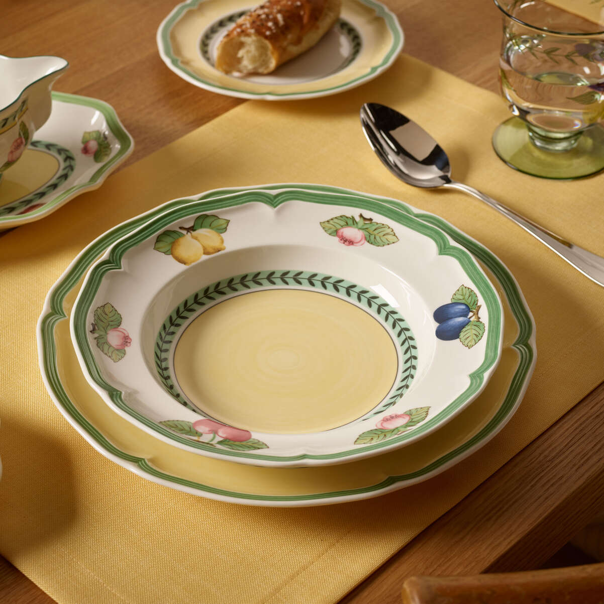 French Garden Dinnerware set