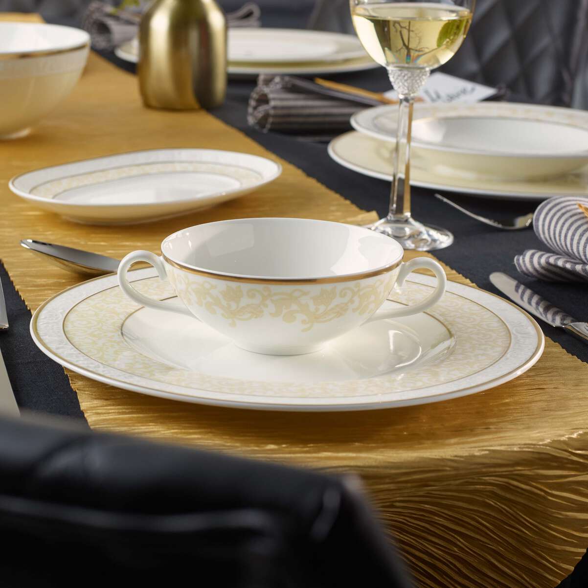 Ivoire Suppentasse / 1 Stück