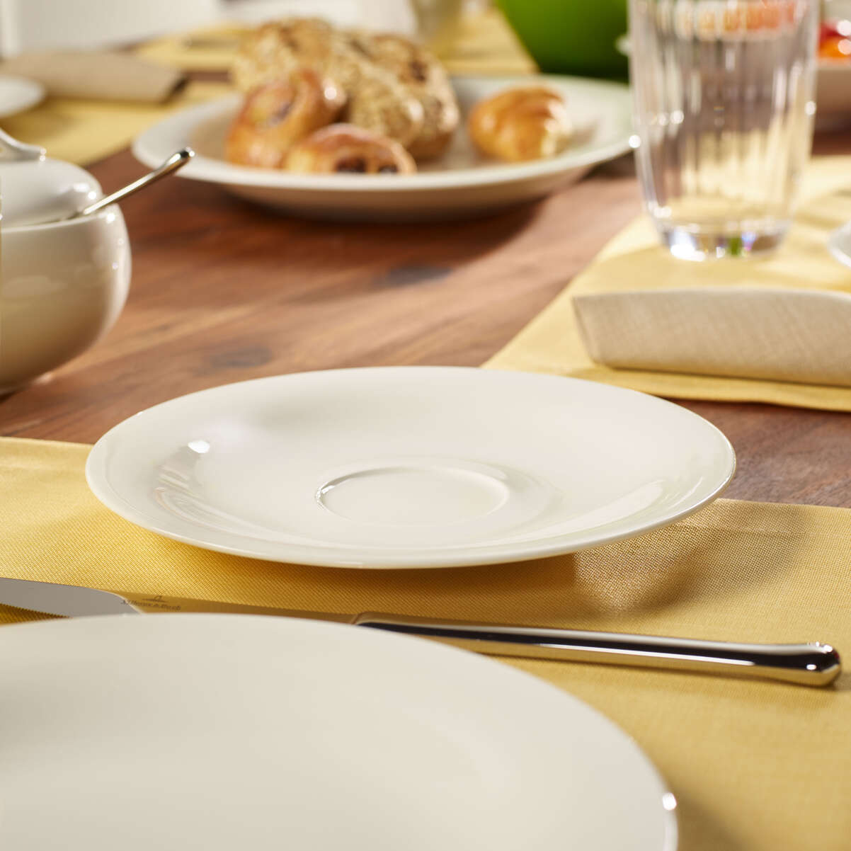 New Cottage Milchkaffee-Untertasse / 1 Stück