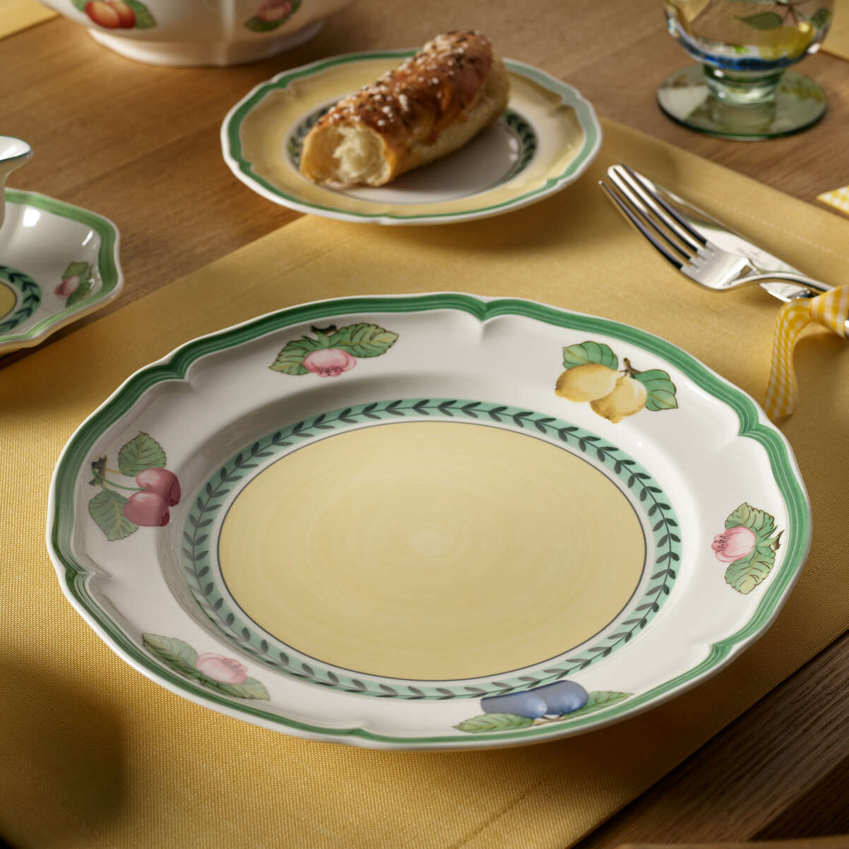 French Garden Dinnerware set