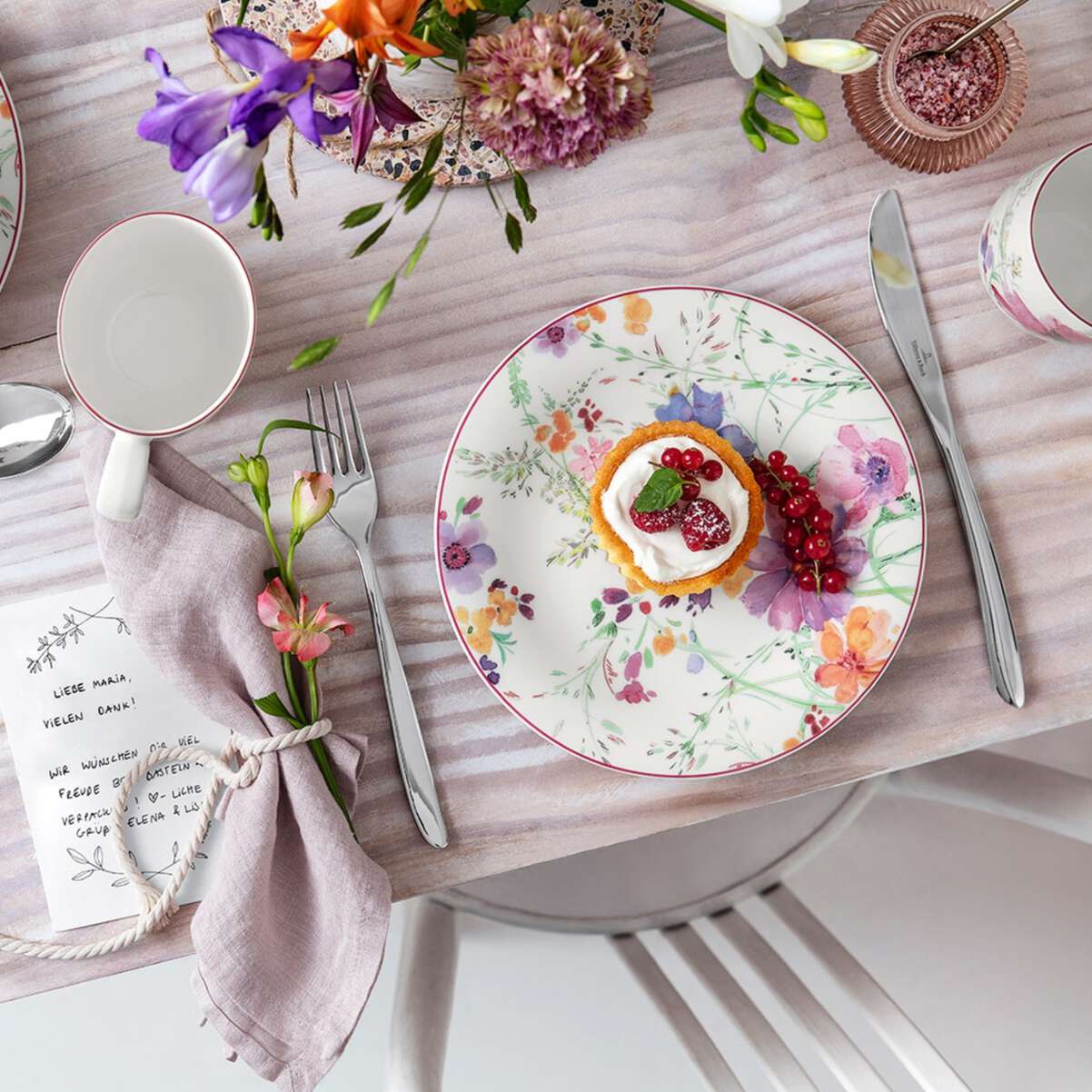 Mariefleur Dinnerware set