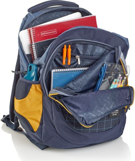 Ергономична раница Miquelrius Rider Black с две отделения и USB порт, 30 л.