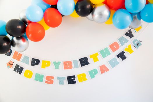 Хартиен гирлянд Folat - Monsters Bash, 2 части