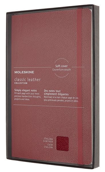 Кожен класически тефтер Moleskine Classic Leather Red с меки корици и листа на широки редове