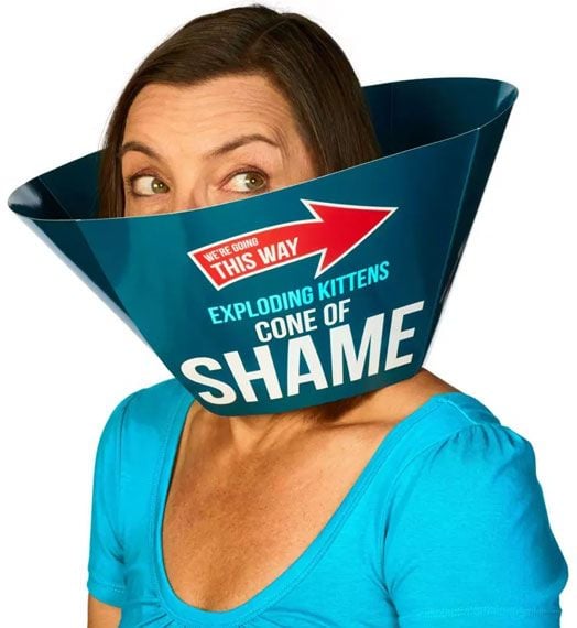 Настолна игра: Exploding Kittens Recipes For Disaster