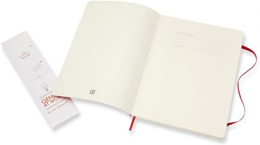 Голям червен тефтер Moleskine Classic Red Scarlet с меки корици и нелинирани страници