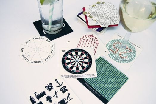 Поставки за чаши с игри Bar Games