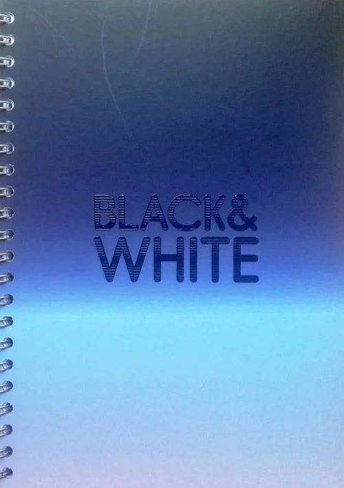 Тетрадка Black & White Classic A5 със спирала и 4 теми, 200 листа - широки редове