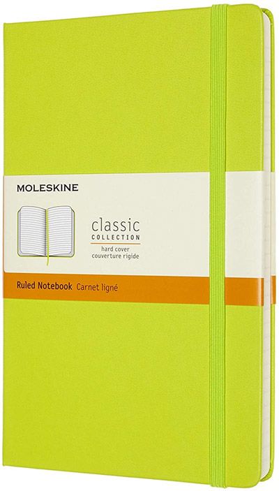 Класически зелен тефтер Moleskine Classic Lemon Green с твърди корици и линирани страници