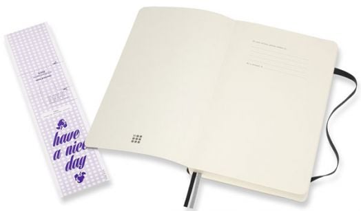 Черен тефтер Moleskine Classic Notebook Plain Expanded Version Black с меки корици и бели нелинирани листа