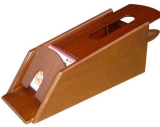 Дървена кутия за карти