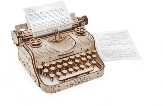 Дървен 3D модел на пишеща машина за сглобяване EWA