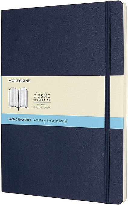 Голям син тефтер Moleskine Classic Sapphire Blue с меки корици и страници на точки
