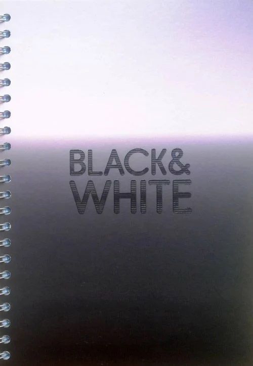 Тетрадка Black & White Classic A5 със спирала и 4 теми, 200 листа - широки редове