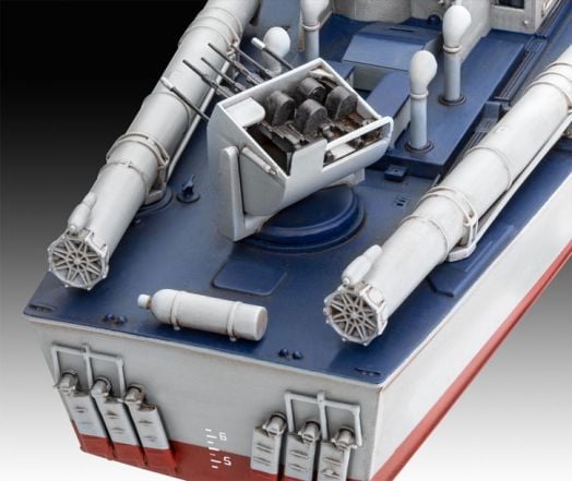 Сглобяем модел Revell - Американски торпеден катер PT-160