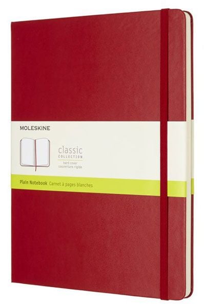 Голям червен тефтер Moleskine Classic Red Scarlet с твърди корици и нелинирани листа