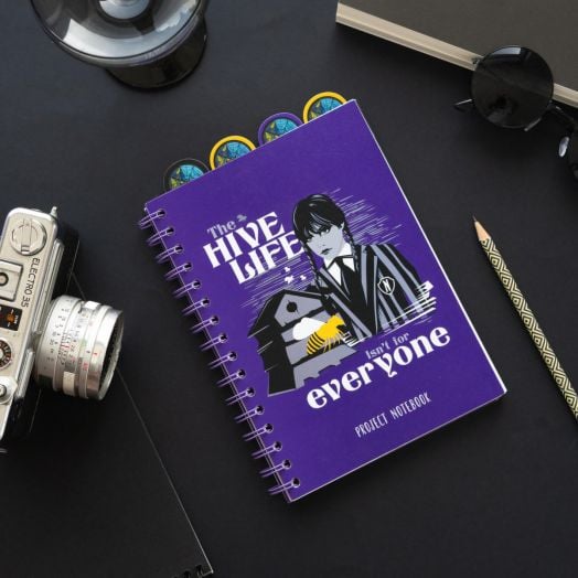 Тефтер Grupo Erik Wednesday A5 със спирала и 4 разделителя