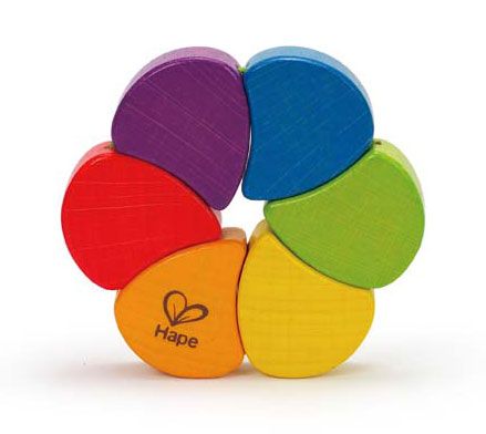 Дървена бебешка дрънкала Hape - Дъга