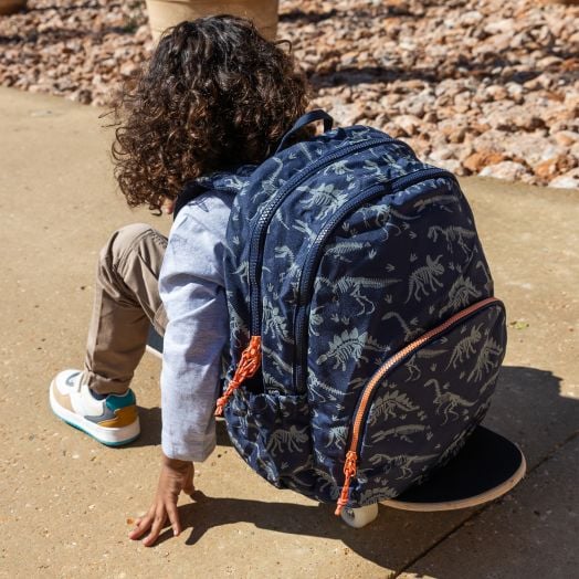 Раница Miquelrius Dino World с две отделения, светеща в тъмното, 27 л.