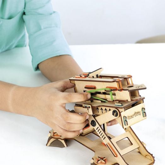 Дървен конструктор Smartivity - Хидравлична самолетна писта