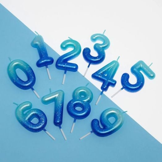 Свещ за рожден ден Legami - Цифра 8, синя