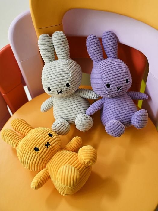 Плюшена играчка Miffy Eco Corduroy - слънчевожълт заек, 23 см.